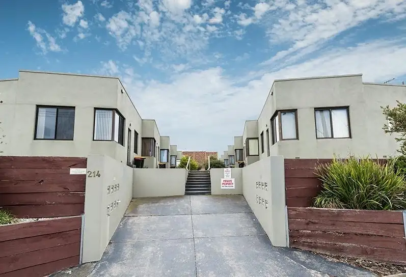 Main view of Homely unit listing, 6/214 Beach Road, Mordialloc VIC 3195