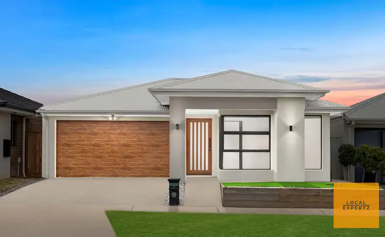 17 Wilderness Road, Fraser Rise VIC 3336