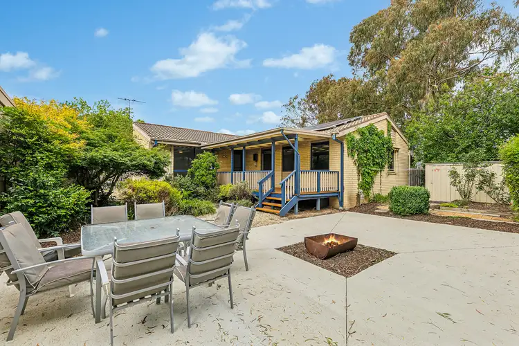 16 Packham Place, Charnwood ACT 2615