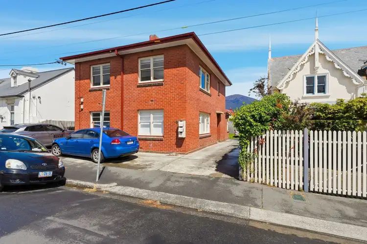 2/21 Runnymede Street, Battery Point TAS 7004