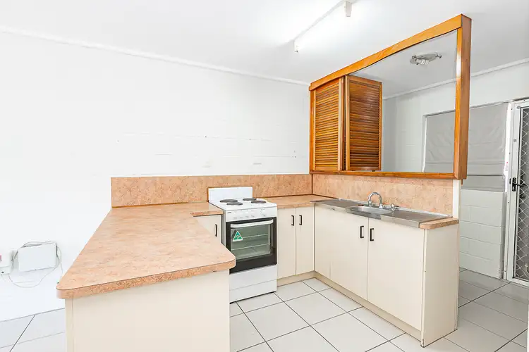 Fifth view of Homely unit listing, 5/13 Cowley Street, West End QLD 4810