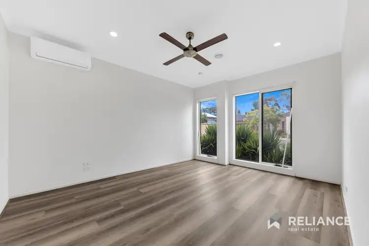 Fifth view of Homely house listing, 7 Jells Place, Caroline Springs VIC 3023