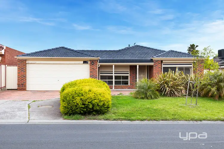 18 Jamieson Terrace, Taylors Hill VIC 3037