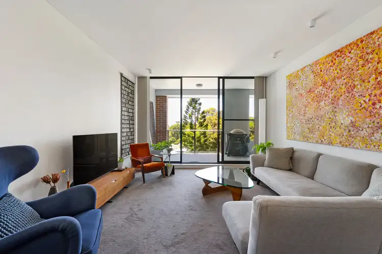 523/6 Brodie Spark Drive