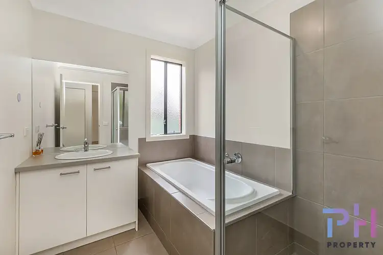 Fifth view of Homely house listing, 17 Diva Way, Huntly VIC 3551