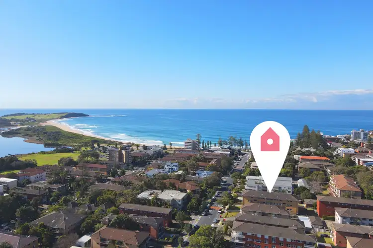 Fourth view of Homely apartment listing, 2/83 Howard Avenue, Dee Why NSW 2099