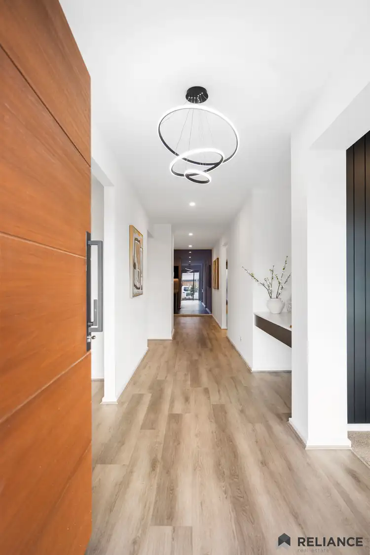 Second view of Homely house listing, 2 Mullins Way, Sunbury VIC 3429