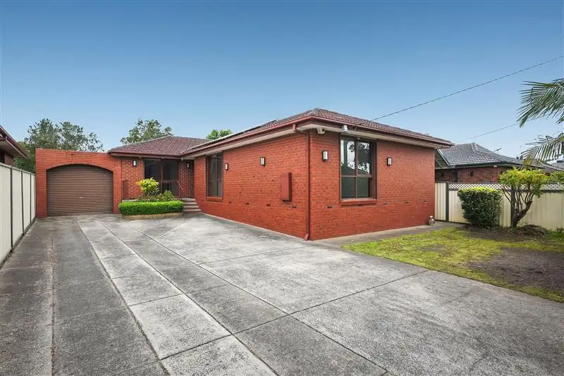 Main view of Homely house listing, 5 Hunt Crescent, Clarinda VIC 3169