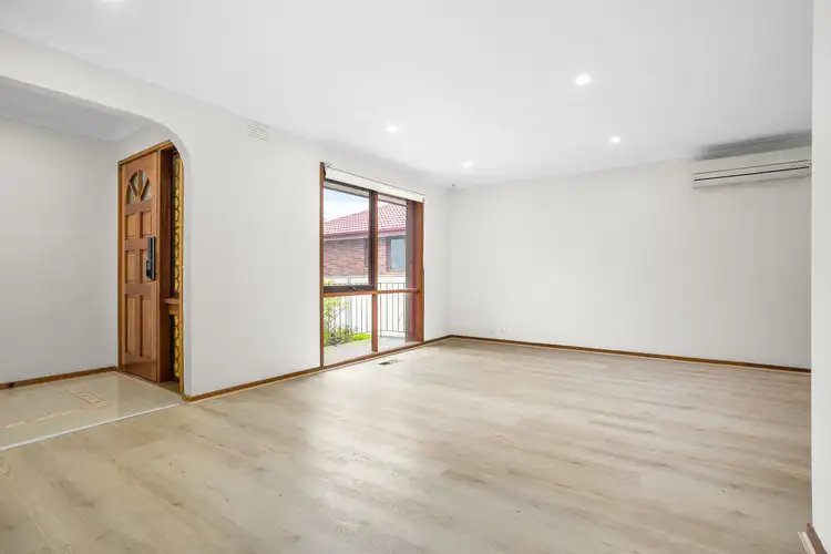 Fifth view of Homely house listing, 5 Hunt Crescent, Clarinda VIC 3169