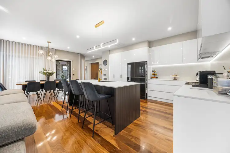 Fifth view of Homely house listing, 8 Dartmoor Court, Alfredton VIC 3350