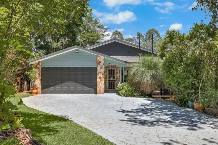 34 Clareville Road, Uki NSW 2484