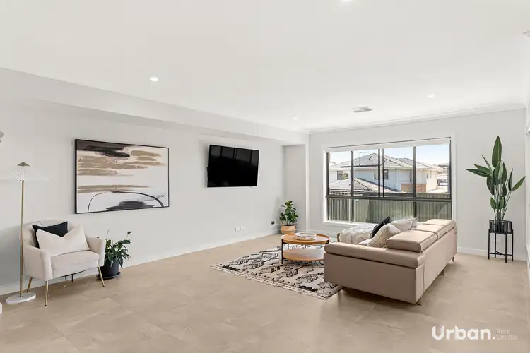 20 Pridham Avenue, Box Hill NSW 2765