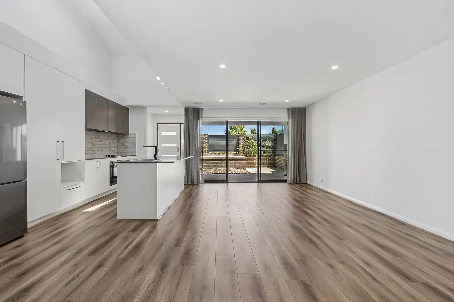 Main view of Homely townhouse listing, 10/9 Holzheimer Street, Strathnairn ACT 2615