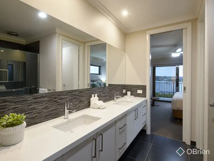 Sixth view of Homely house listing, 7 Sloane Square, Drouin VIC 3818