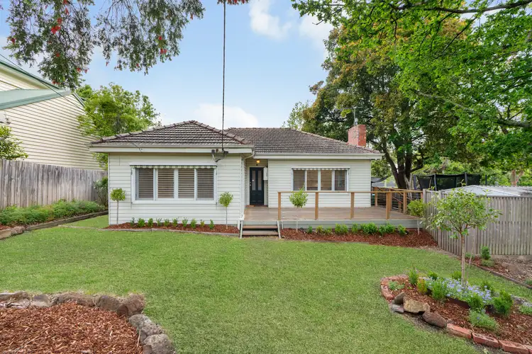 30 Alexandra Road, Ringwood East VIC 3135
