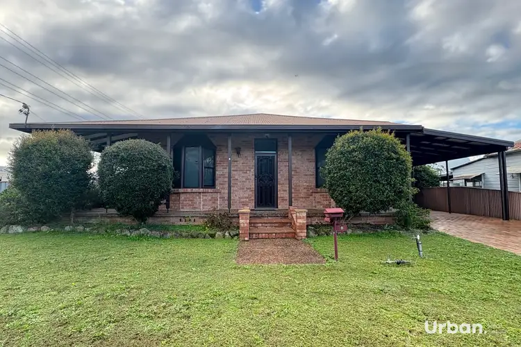 8 Daniel Street, Cessnock NSW 2325