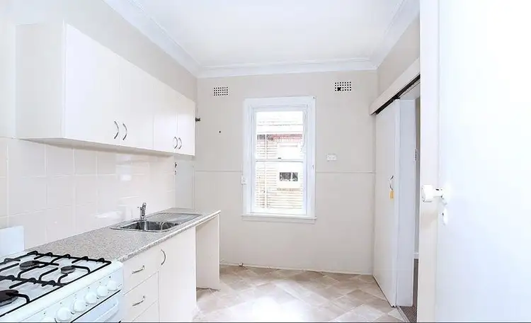 Fourth view of Homely apartment listing, 3/144 Ernest Street, Crows Nest NSW 2065