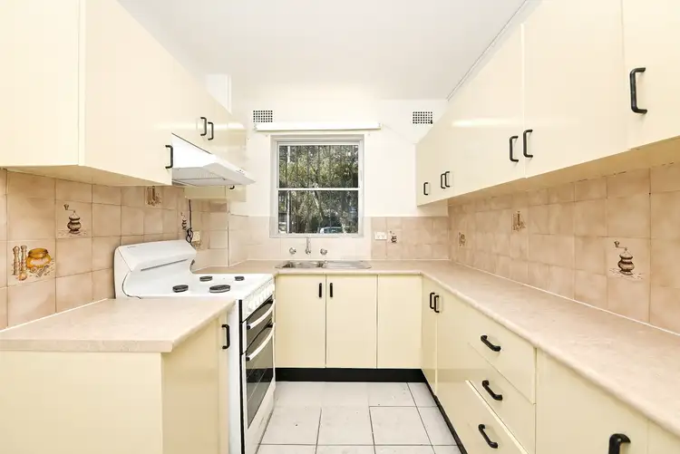 Third view of Homely unit listing, 4/37 Mascot Drive, Eastlakes NSW 2018