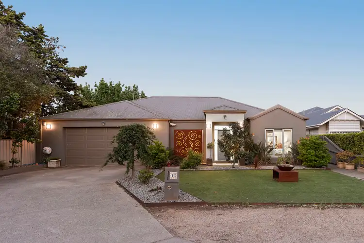 13 Little John Court, Werribee VIC 3030