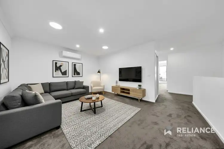 50 Nubeena Crescent