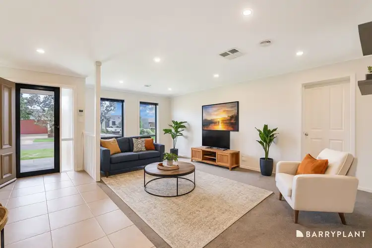 Second view of Homely house listing, 4 Lisa Avenue, Pakenham VIC 3810