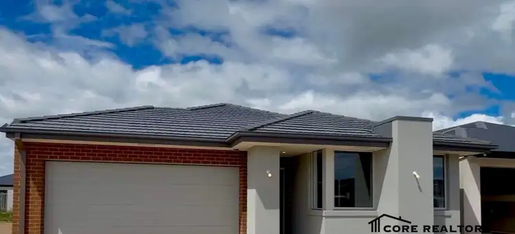 614 Heather Grove, Clyde North VIC 3978