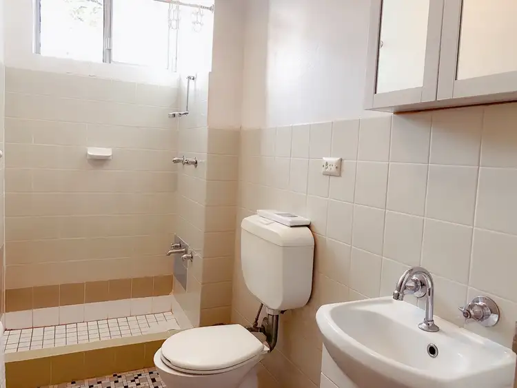 Fourth view of Homely studio listing, 11/264a-270a Bridge Road, Forest Lodge NSW 2037