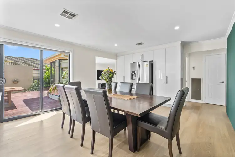 Fifth view of Homely house listing, 7 Serrata Court, Hillside VIC 3037