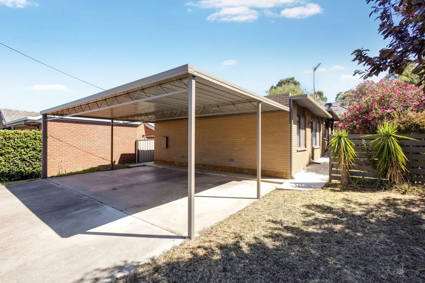 Main view of Homely unit listing, 1/11 Dane Street, East Bendigo VIC 3550