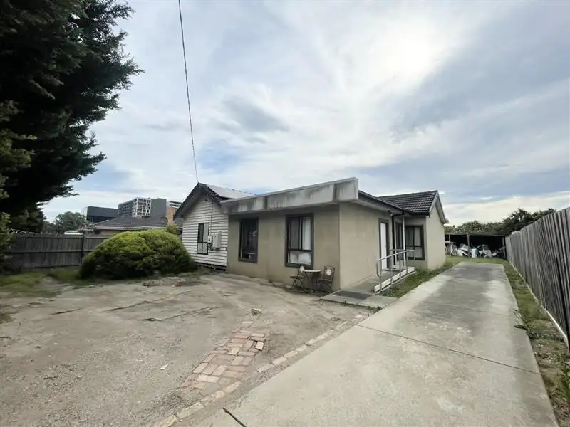 Main view of Homely house listing, 1/13 Cambro Road, Clayton VIC 3168