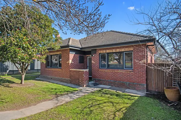 202 Neale Street, Flora Hill VIC 3550