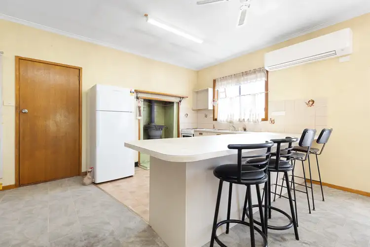 Second view of Homely house listing, 67 Sunnycliffs Crescent, Red Cliffs VIC 3496