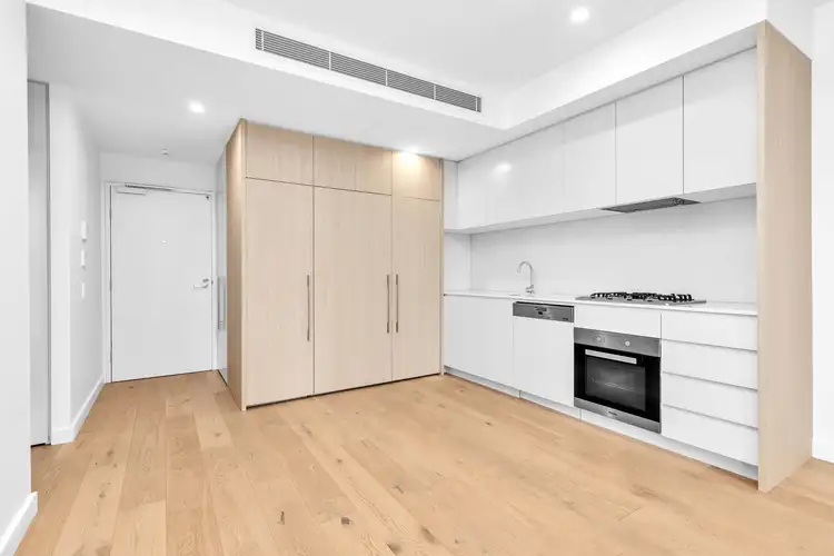 4.401/18 Hannah Street