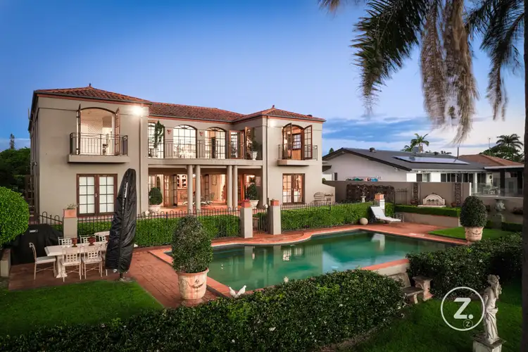 50 River Crescent, Broadbeach Waters QLD 4218