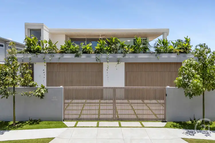 1 & 2/23 Edward Street, Noosaville QLD 4566