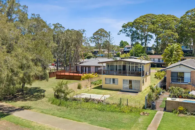 Second view of Homely house listing, 275 Lakedge Avenue, Berkeley Vale NSW 2261