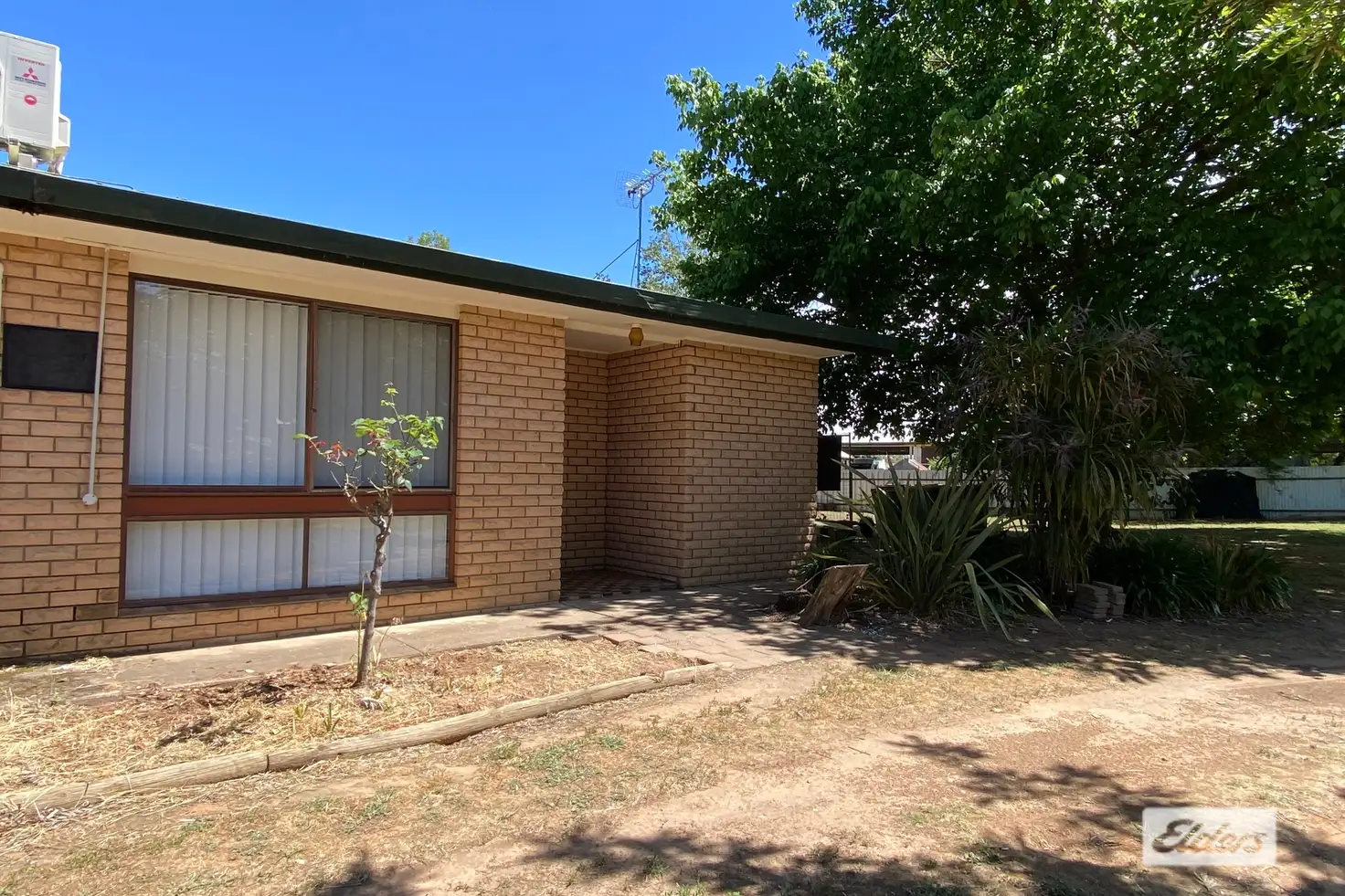 Main view of Homely unit listing, 2/113-115 Bank Street, Howlong NSW 2643