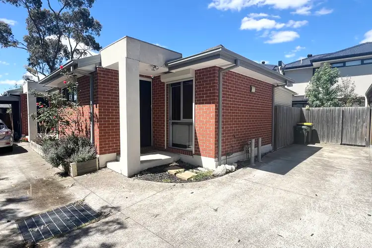 2/50 Douglas Avenue