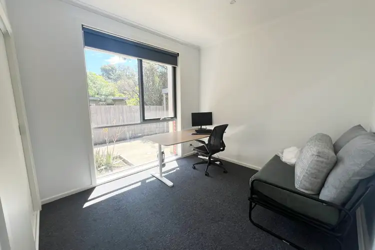 Fifth view of Homely unit listing, 2/50 Douglas Avenue, St Albans VIC 3021