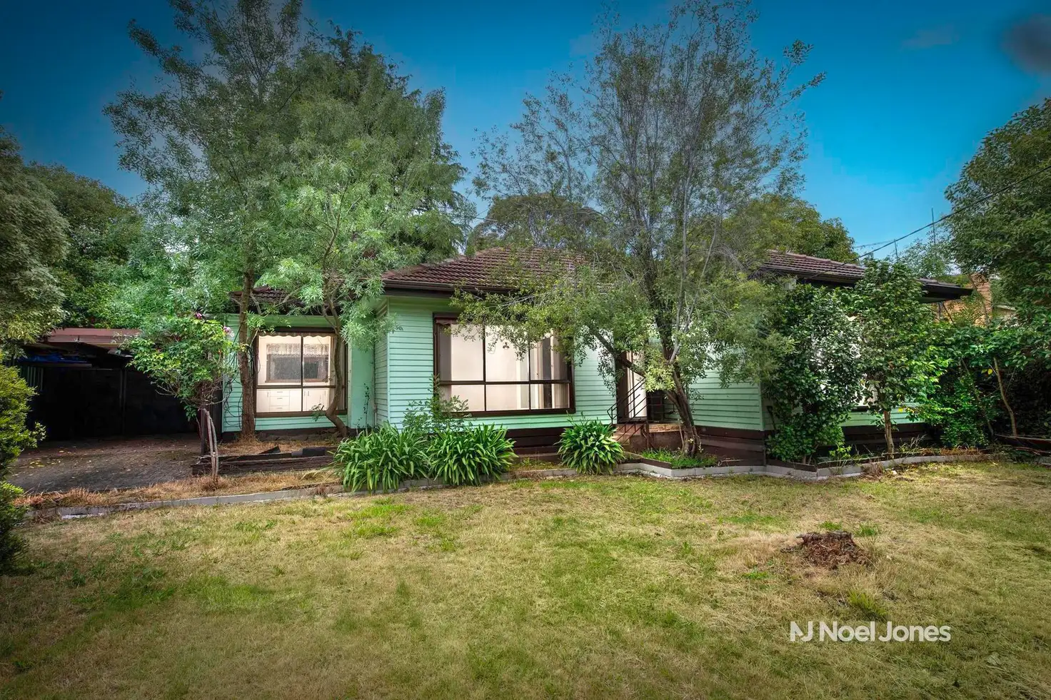 Main view of Homely house listing, 10 Seares Drive, Ringwood East VIC 3135