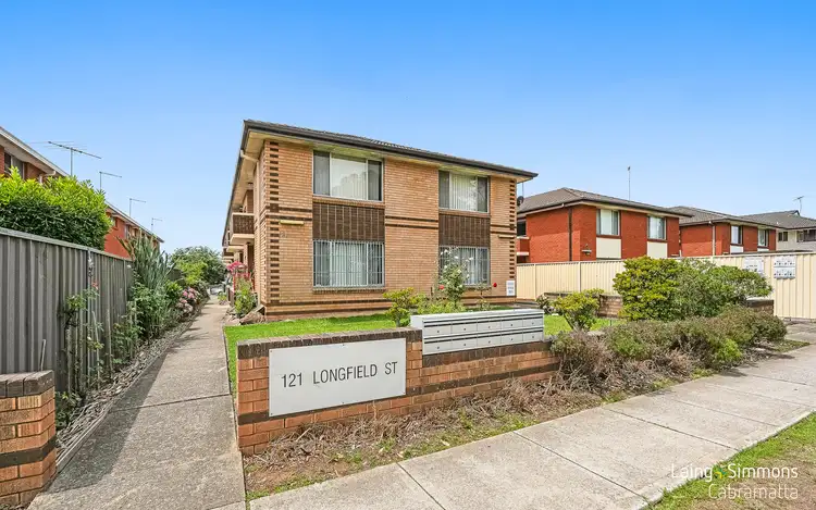 4/121 Longfield Street