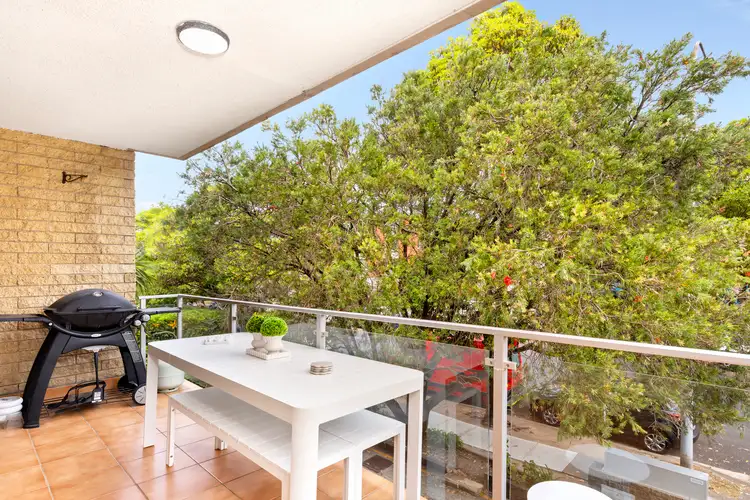 2/100 Oaks Avenue, Dee Why NSW 2099