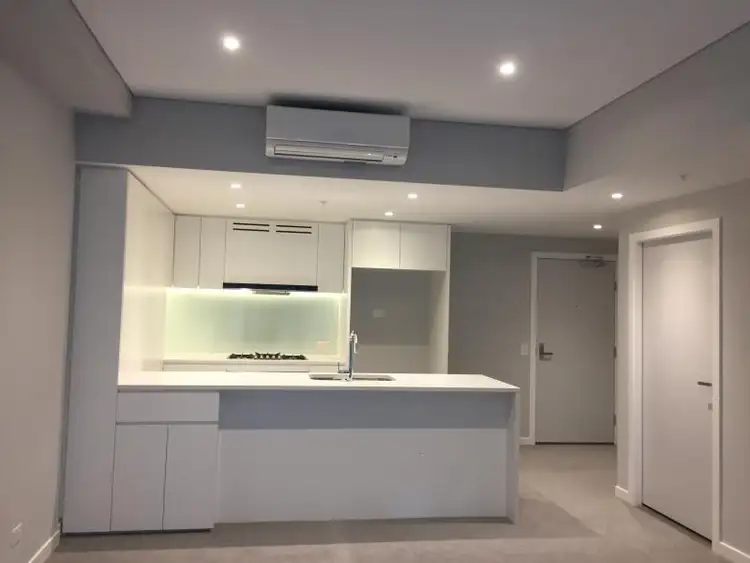 802/2 Wentworth Place, Wentworth Point NSW 2127