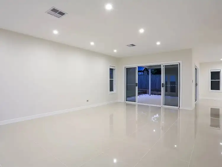 105 Holdsworth Street, Coorparoo QLD 4151