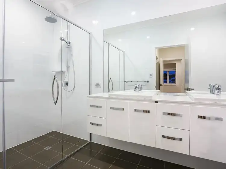 Fifth view of Homely house listing, 105 Holdsworth Street, Coorparoo QLD 4151