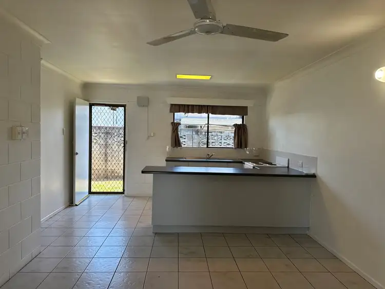 3/34 Peel Street, Garbutt QLD 4814