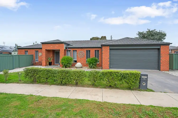 14 Creekview Place, Ascot VIC 3551