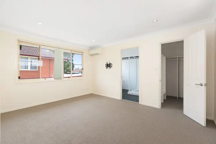Fifth view of Homely townhouse listing, 1/40 Engadine Avenue, Engadine NSW 2233