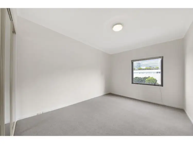 Fourth view of Homely apartment listing, 56/88 Park Street, South Melbourne VIC 3205