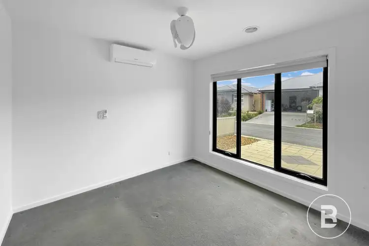 Fifth view of Homely house listing, 11 Fairy Wren Circuit, Mount Clear VIC 3350